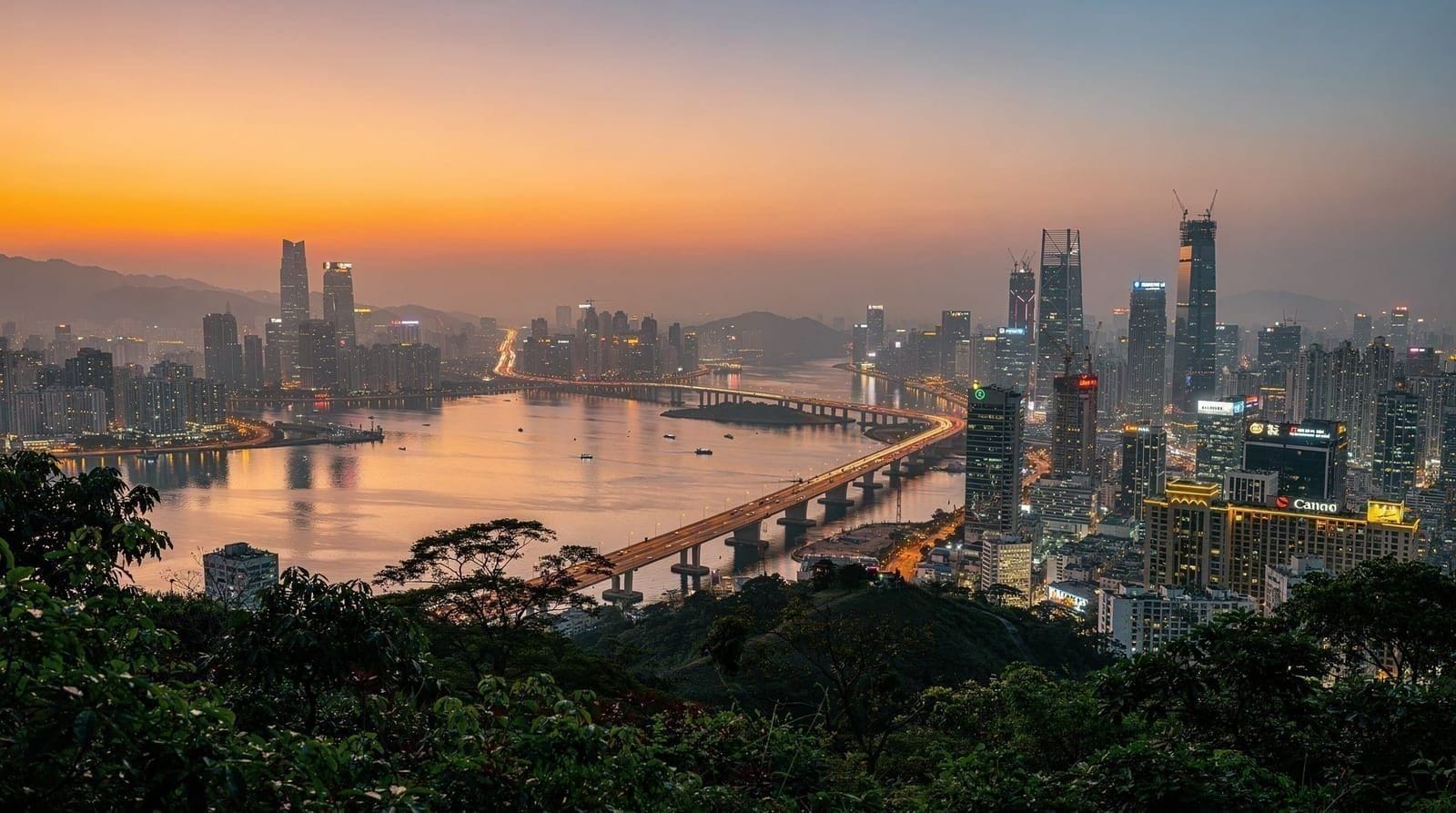 Macau: Open Top Hop-On Hop-Off Bus Day Pass