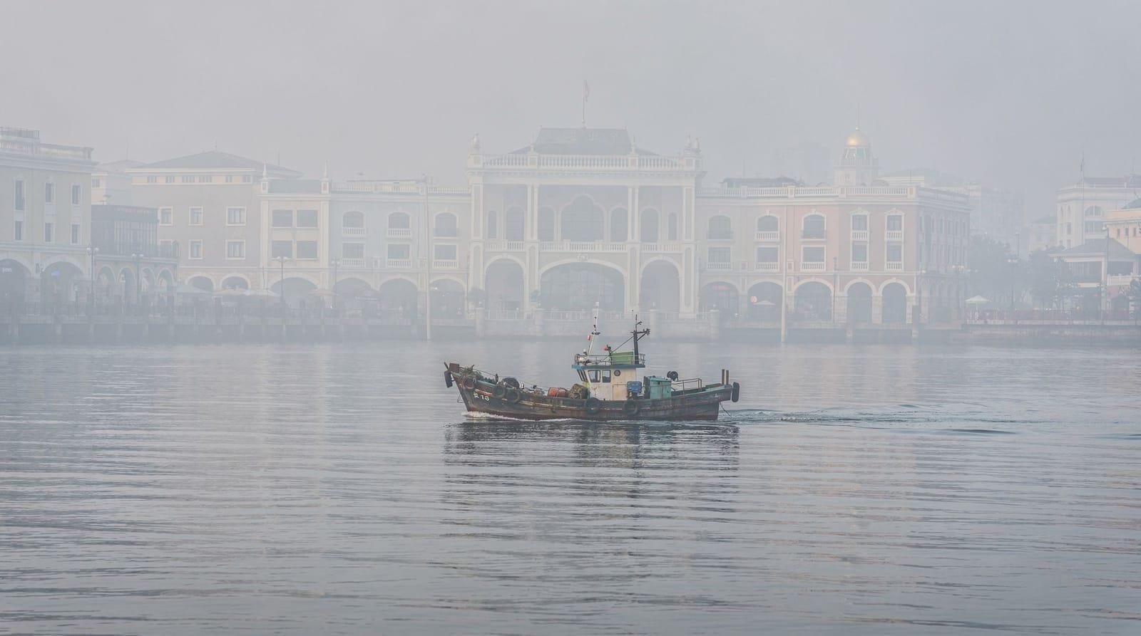 Macau packing list — Custom packing checklist by season (cool & dry, warm & humid, typhoon). Casino s
