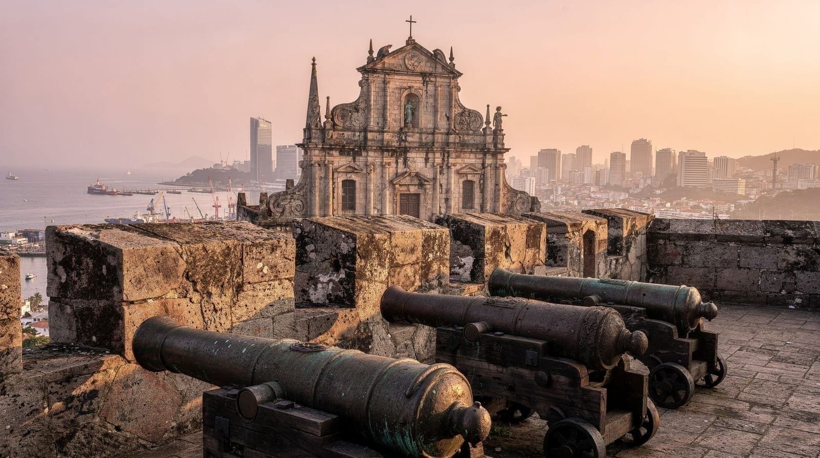 Monte Fortress and Macau Museum: the complete visitor guide — Visit Monte Fortress (Fortaleza do Monte) and the Macau Museum inside. Free entr